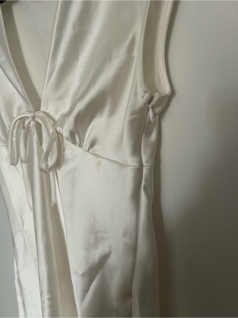 ZARA White Satin V-Neck Tie-Front Mini Dress - Picture 4 of 8